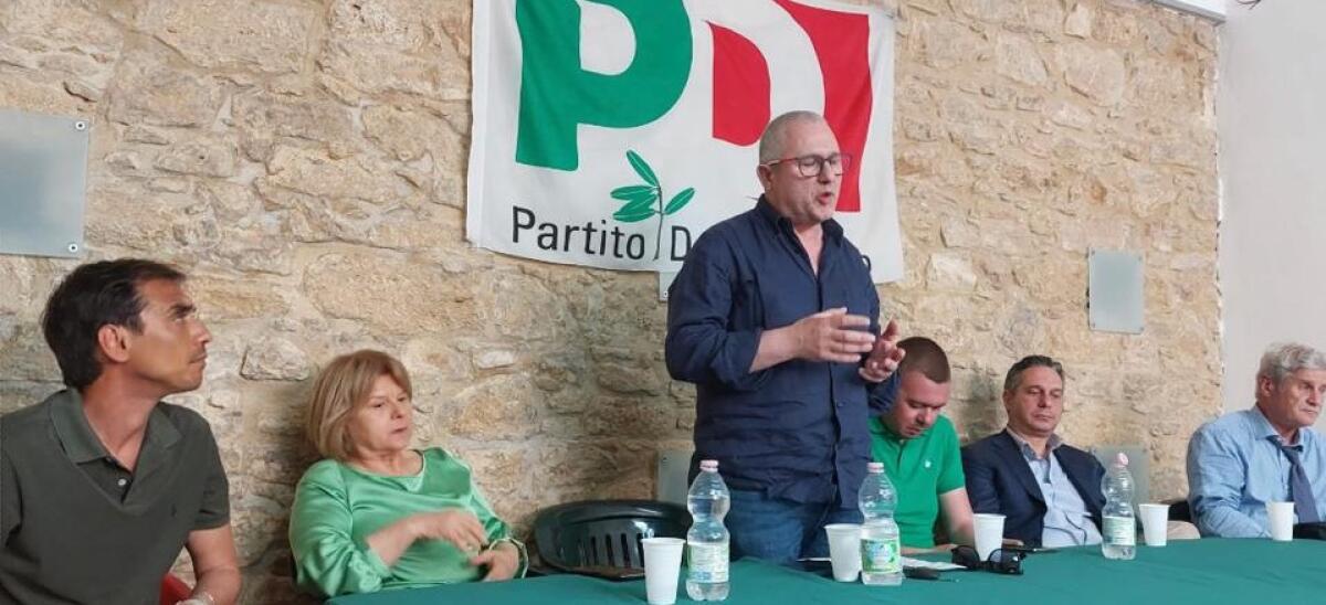 Nuova sede Pd niscemese, presenti vertici: Di Cristina, "questione morale non a corrente alternata" - L'iniziativa per l'inaugurazione della nuova sede del Pd niscemese