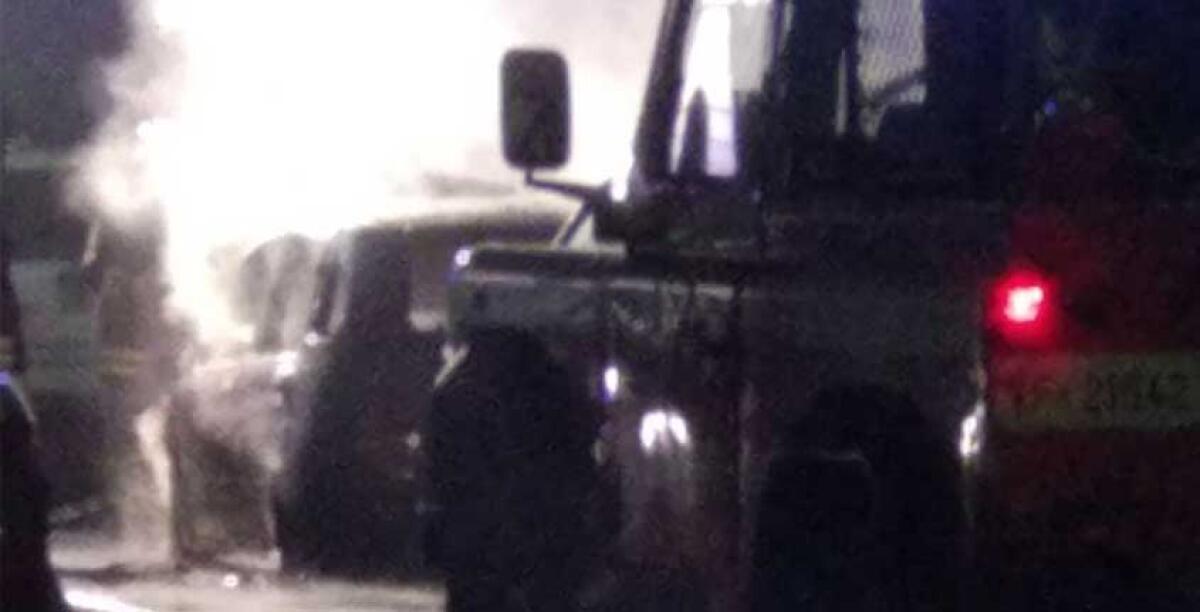 Incendio nella notte, tre auto danneggiate dalle fiamme -