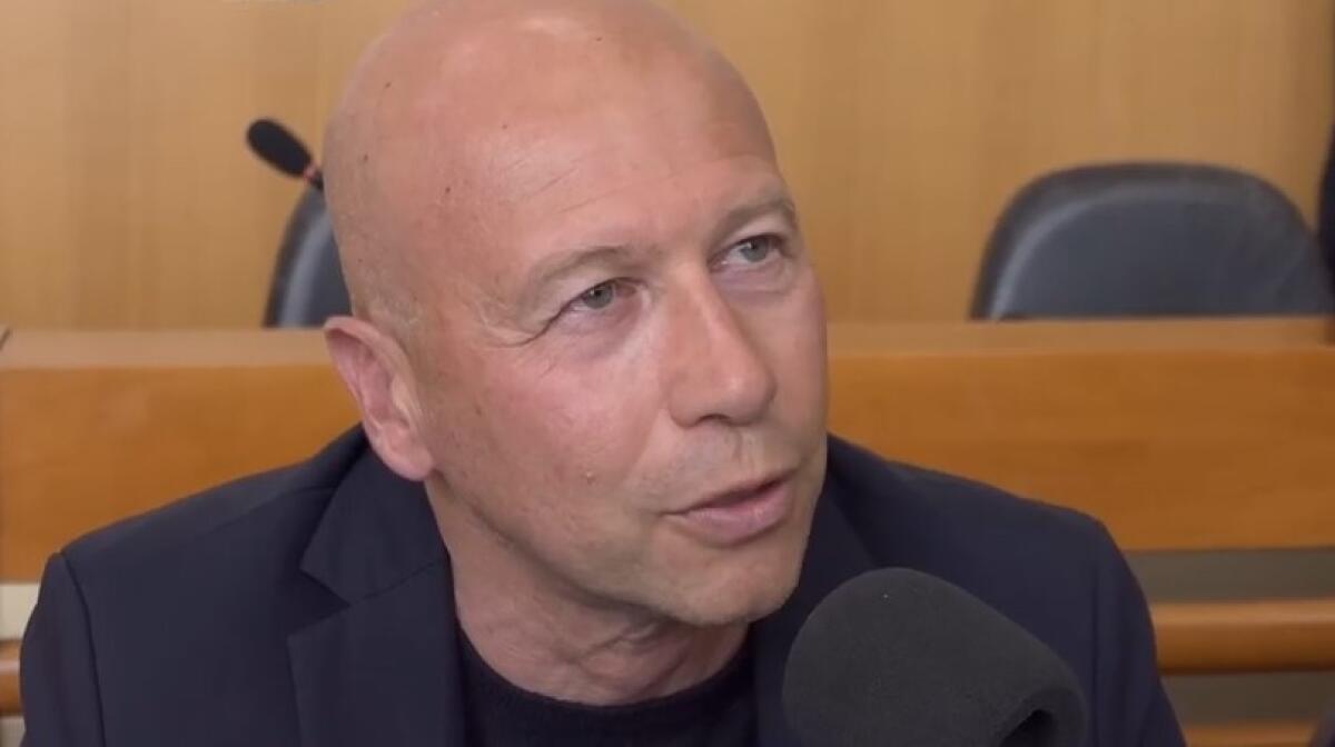 Abusivismo commerciale sul lungomare, via Cascino e l'ex belvedere: interrogazioni Alabiso - Il consigliere della Lega Emanuele Alabiso