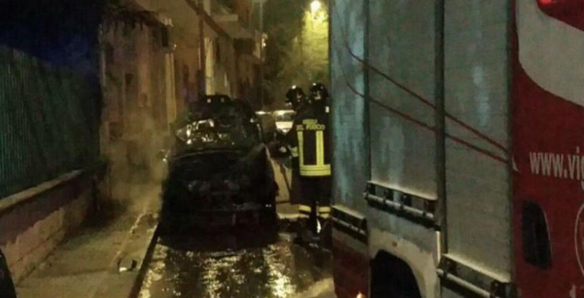 Roghi e spari, parlò collaboratore: parte giudizio, colpi di pistola contro una villa - 