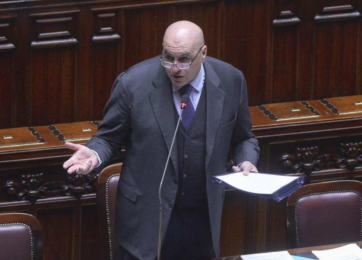 Crosetto “Italia resta con Ucraina, ogni sforzo per la diplomazia” -