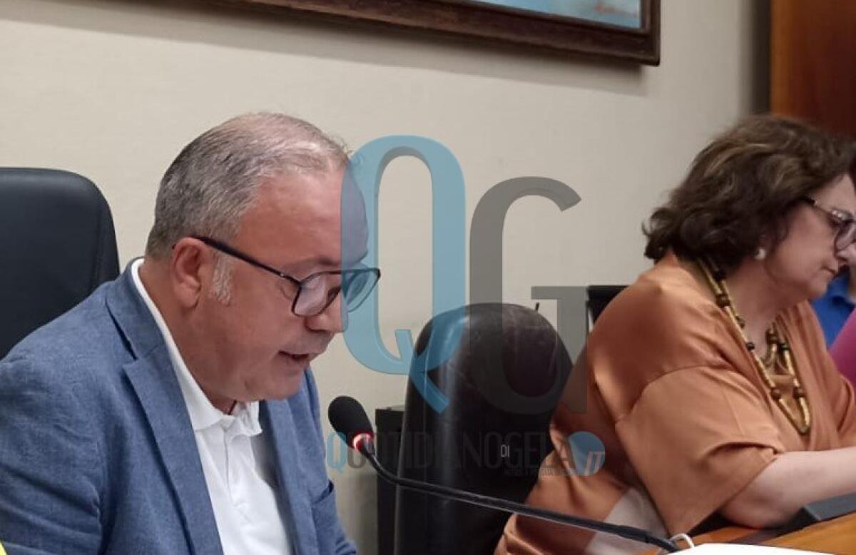 Adesione piano di riequilibrio, nuova prova in aula: Sammito, "prevalga buonsenso di tutti" - Il presidente Sammito e il segretario generale Ferro