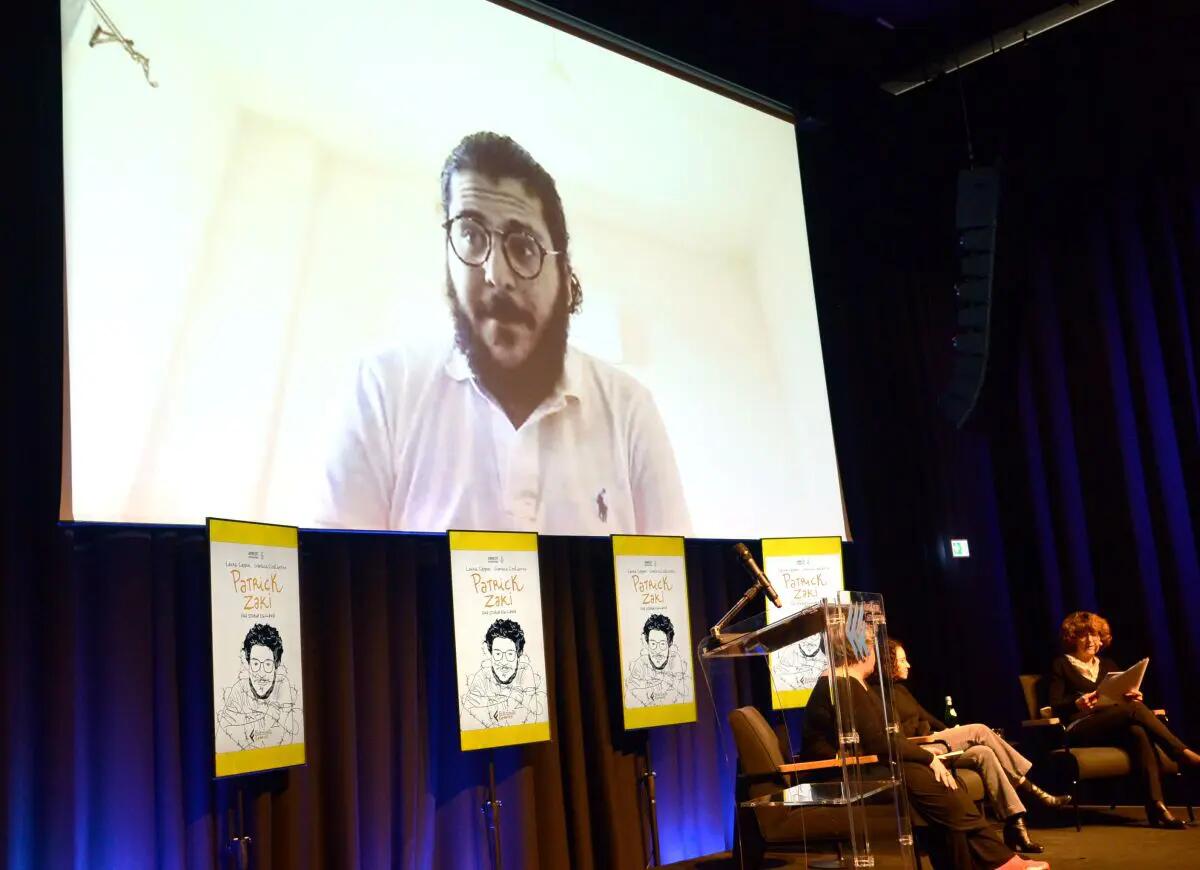 Egitto, Patrick Zaki condannato a tre anni di carcere -