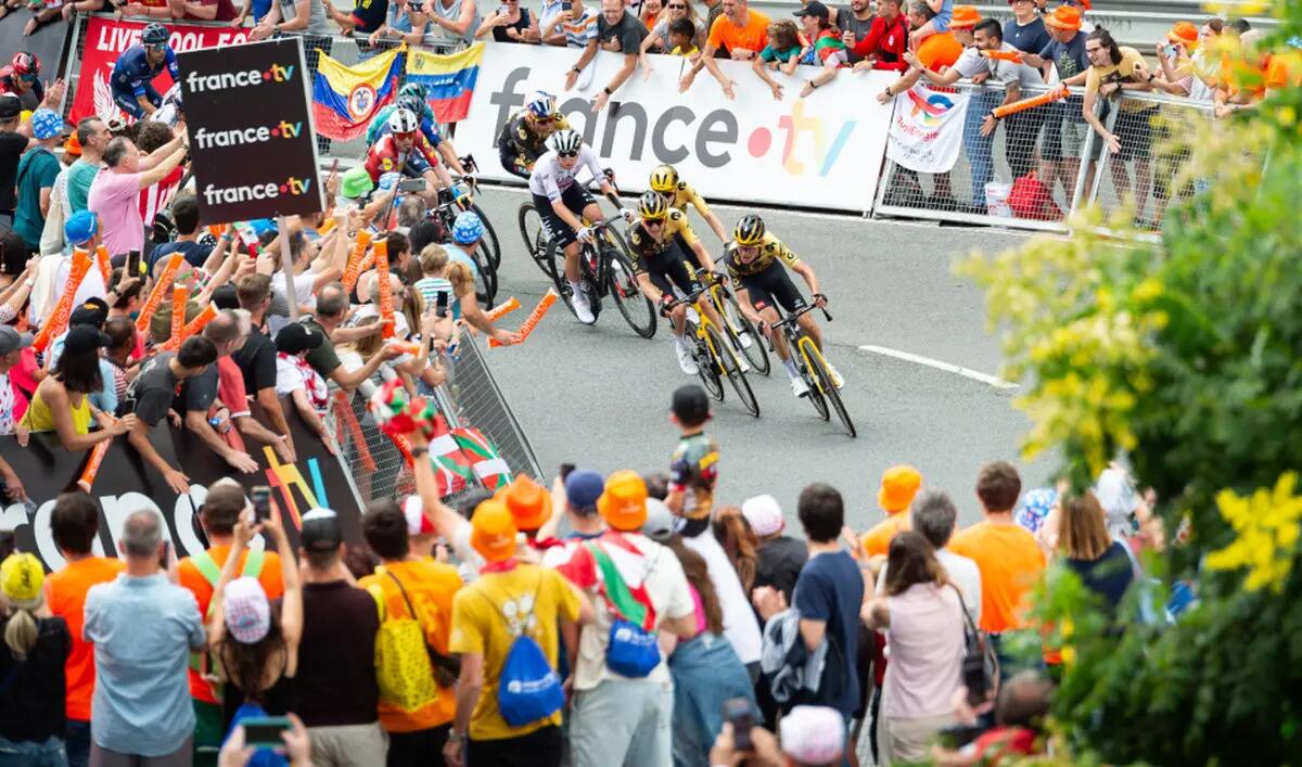 Izaguirre vince la 12^ tappa del Tour, Vingegaard leader - 