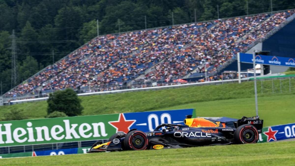 Verstappen vince Sprint Race in Austria, Sainz terzo - 