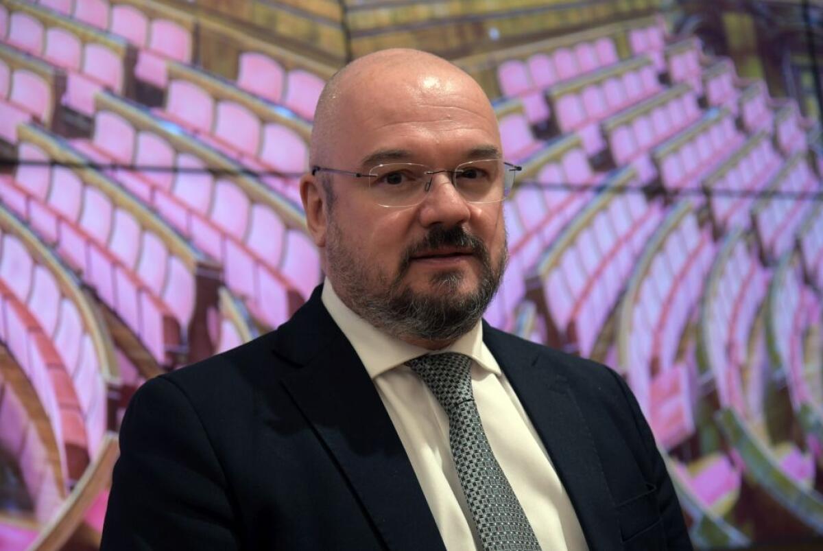 Borghi “Riapriamo il Parlamento e discutiamo di salario minimo” - 