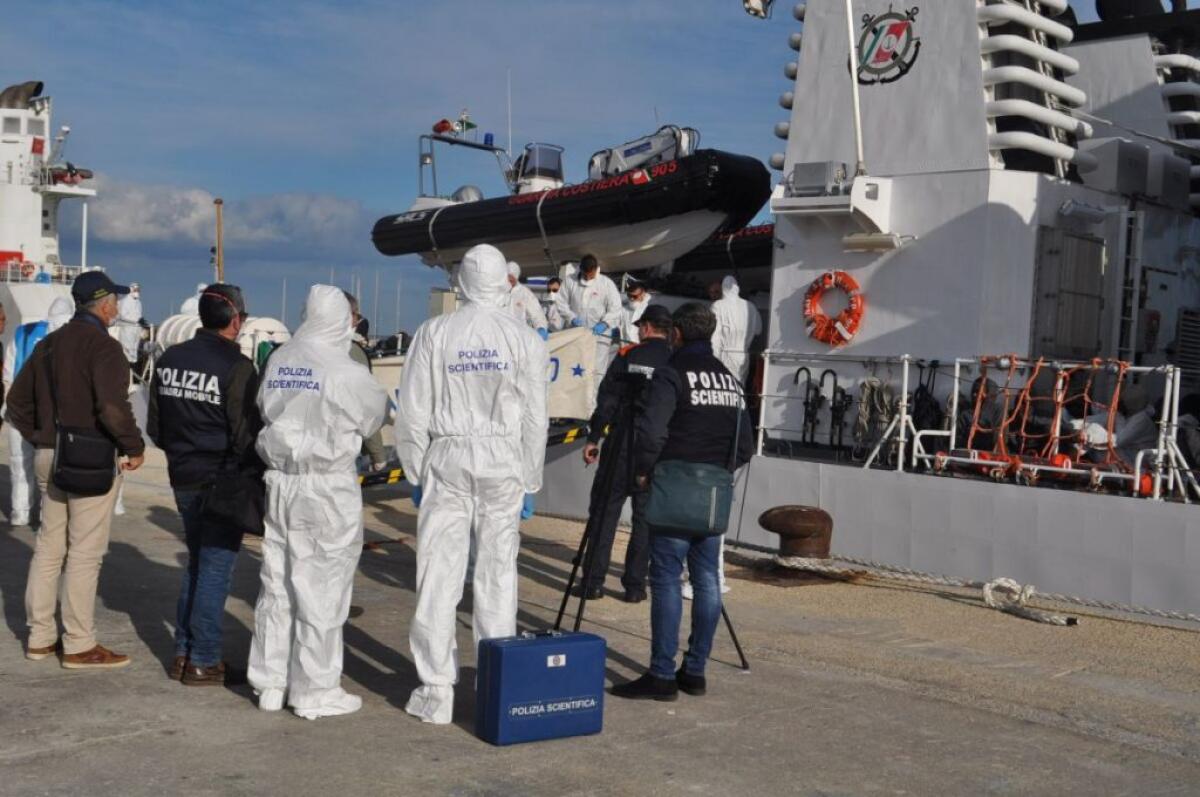 Sbarco di 37 migranti a Pozzallo, denunciati tre presunti scafisti - 