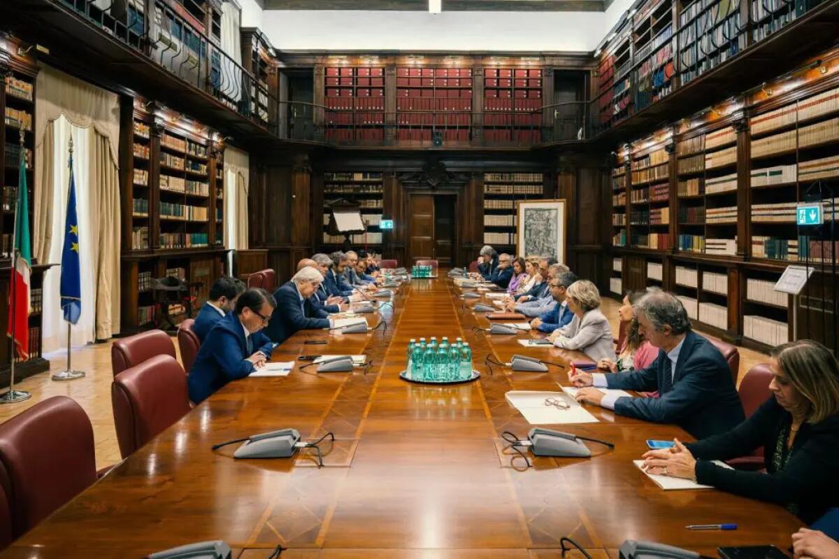 Ferragosto di lavoro per Sangiuliano con i vertici del Ministero - 