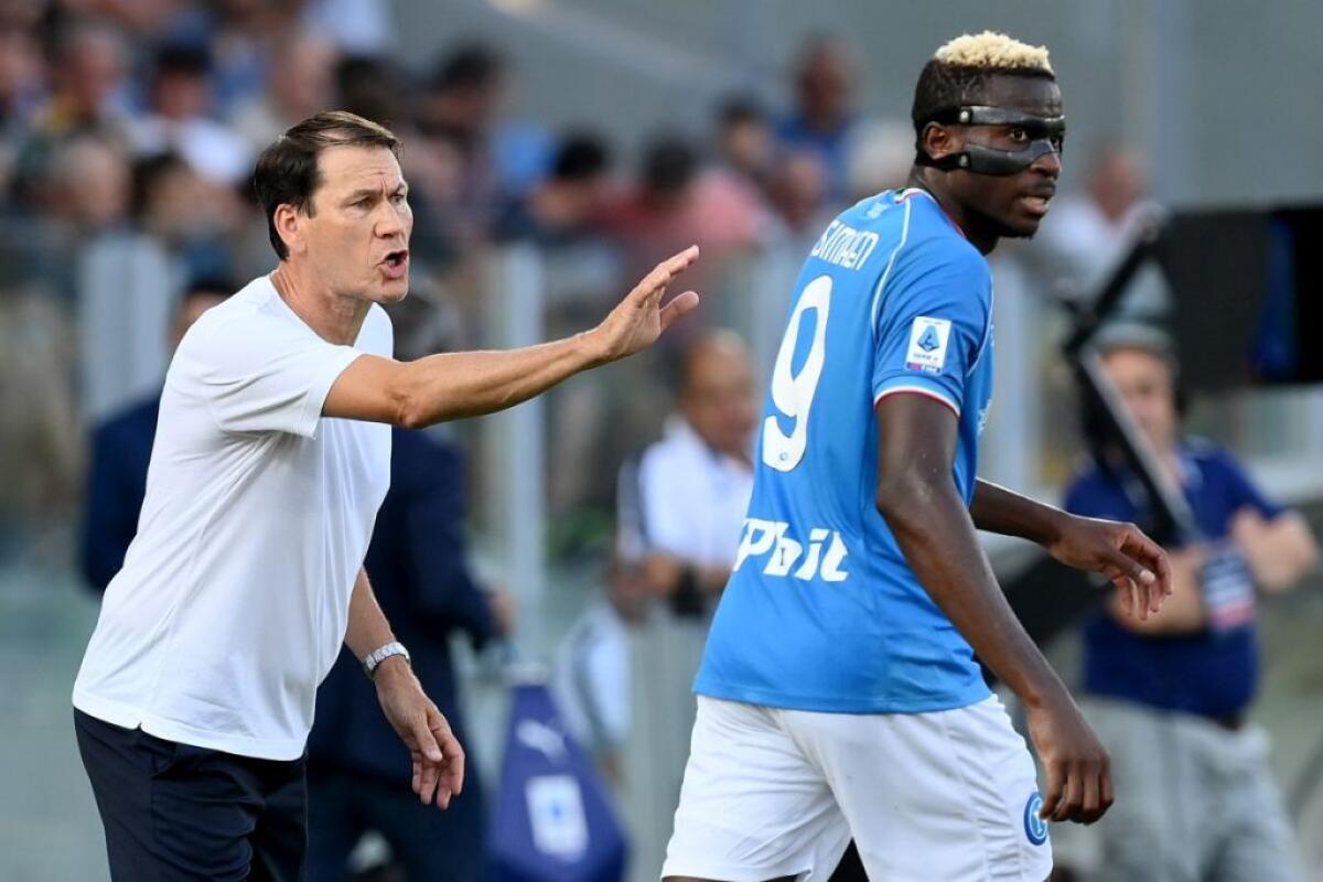 Osimhen trascina il Napoli, Frosinone battuto 3-1 - 