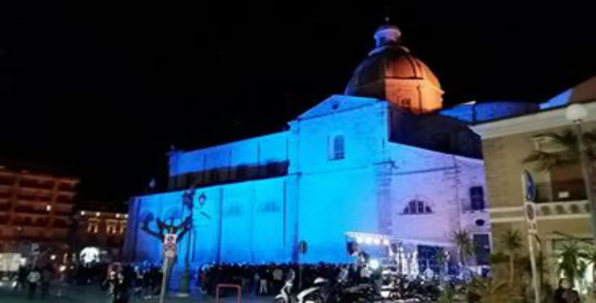 Notte Bianca, divieto di vendita di bevande in bottiglie di vetro: ordinanza sindaco - 