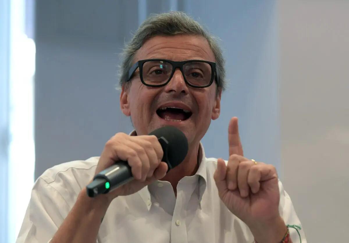 Pnrr, Calenda “Il gruppo Azione-Italia Viva si asterrà” - 