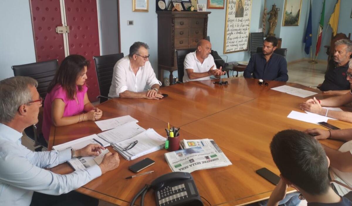 "Notte bianca", eventi e spettacoli in centro storico: tracciate le prime linee organizzative - L'incontro con le associazioni datoriali