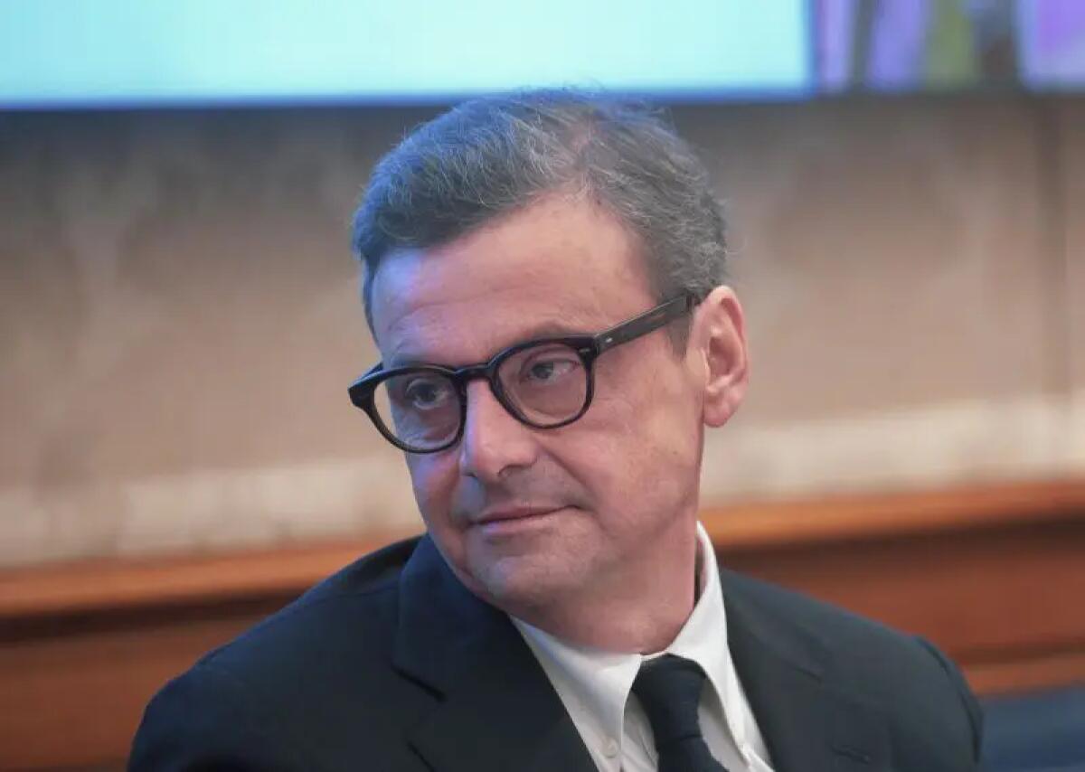 Manovra, Calenda “Mettere le risorse sulla sanità” - 