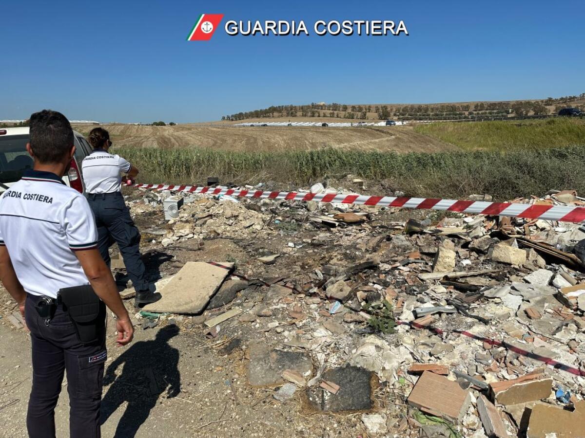 Maxi discarica sequestrata a Falconara, denunciate quattro aziende agricole - 