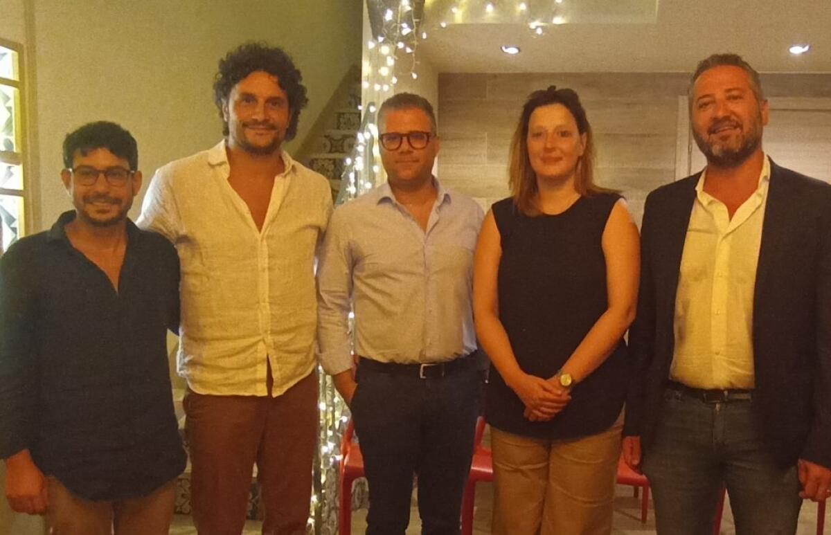 "Ritardi e inefficienze, aziende investono altrove", FdI: "Si chiedono solo aiuti per feste" - 