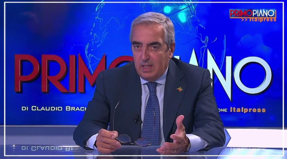 Migranti, Gasparri “Serve una strategia internazionale” - 