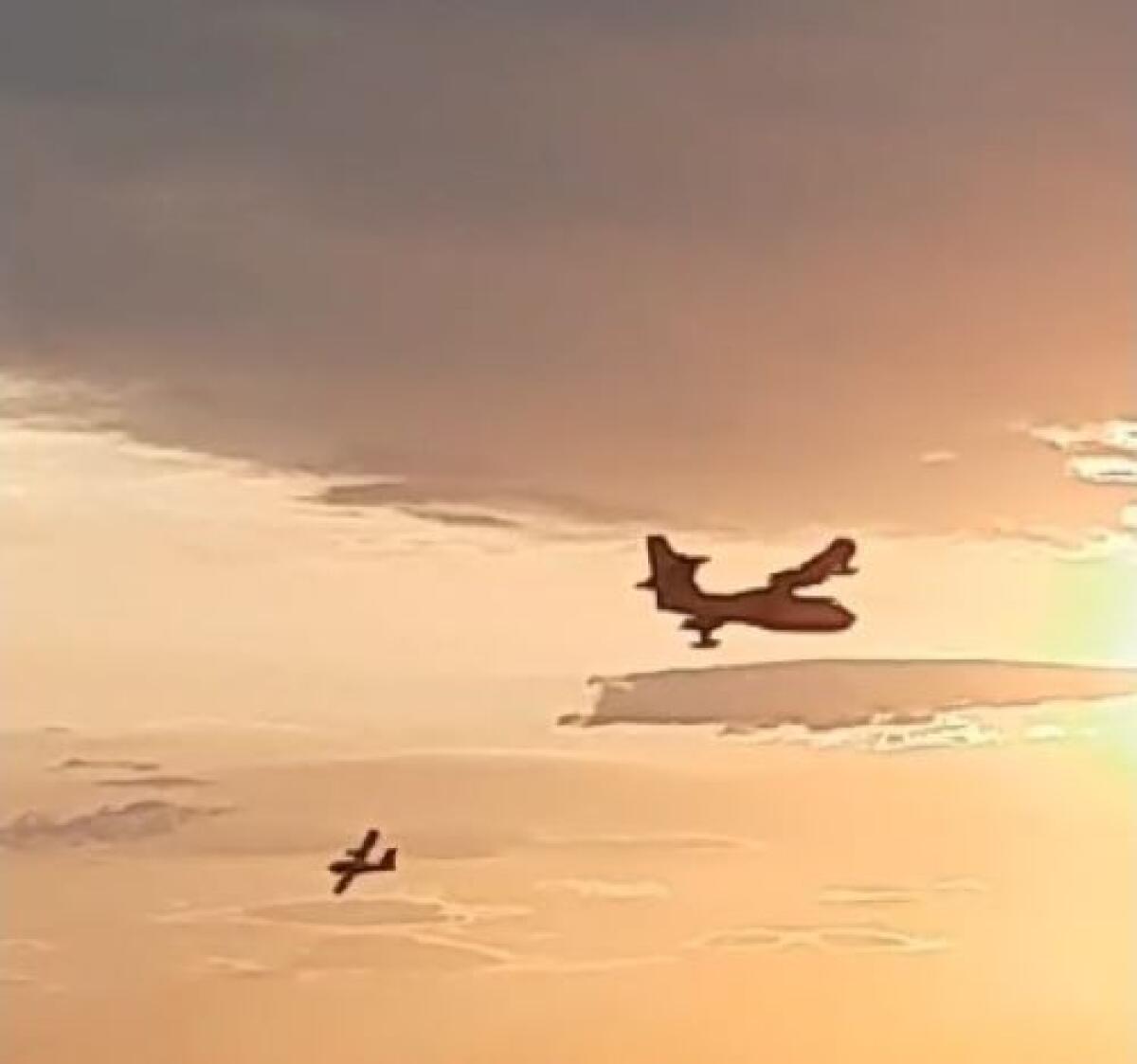 Canadair a Manfria e Roccazzelle, in volo per i tanti incendi sul territorio - 