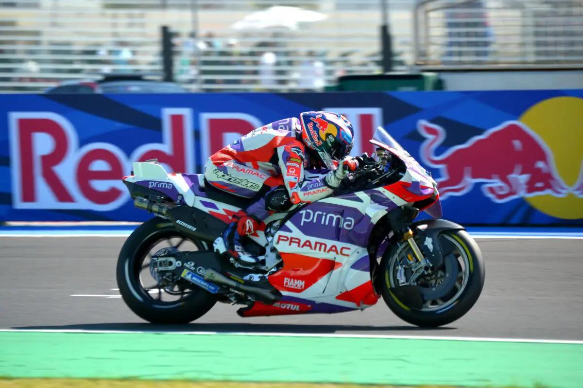 Sprint race di Misano a Martin, Bezzecchi e Bagnaia sul podio - 