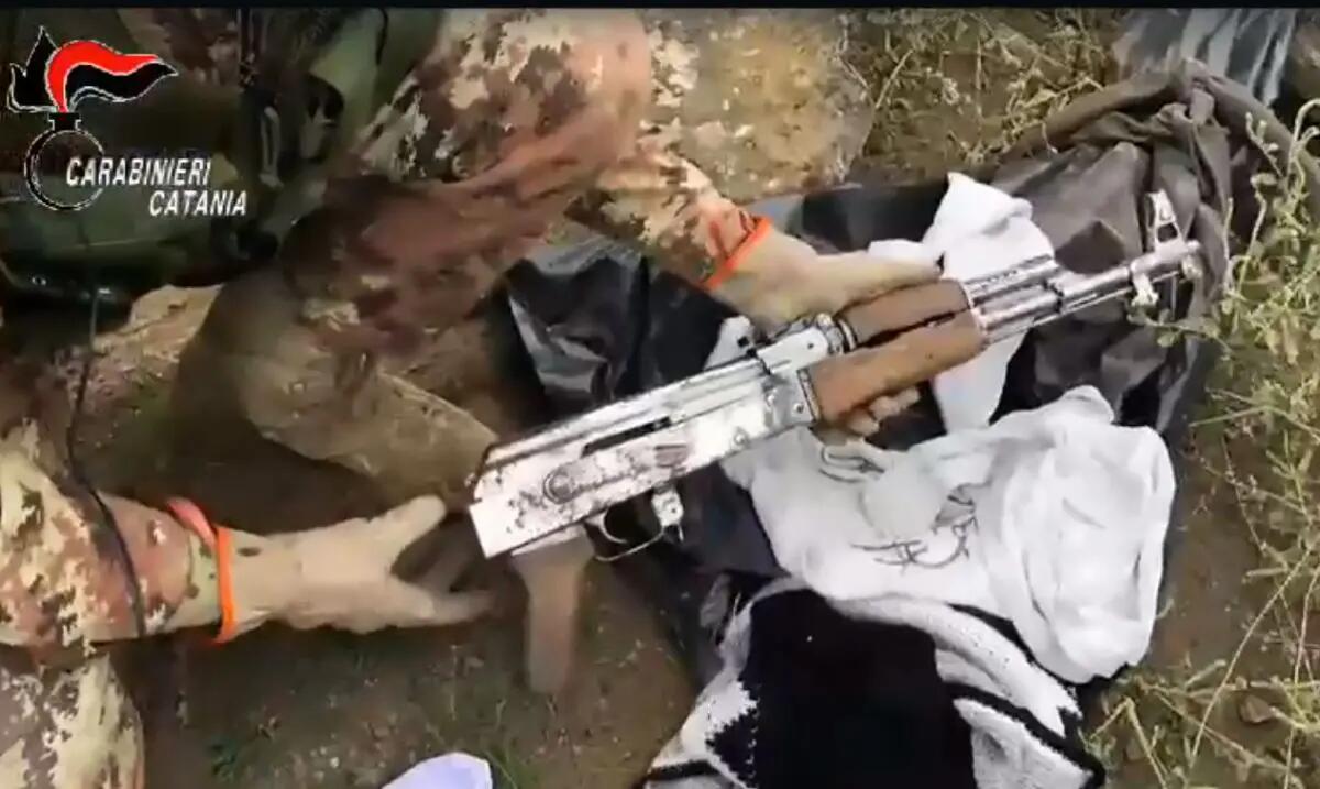 Sgominata cosca mafiosa nel Catanese, 13 arrestati - 
