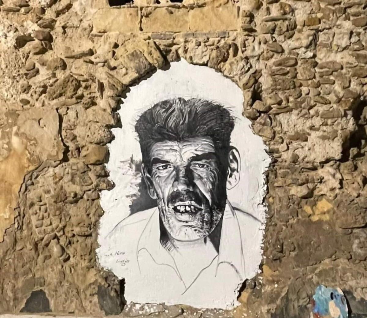 Iudice "consegna" via Miramare a "Nino", conclusa l'opera del maestro in centro - L'opera di Iudice