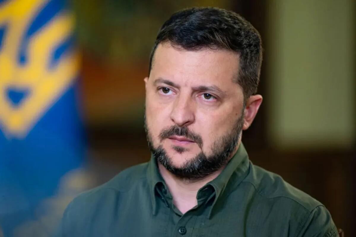 Ucraina, Zelensky “La Russia non ha il diritto di avere armi nucleari” - 