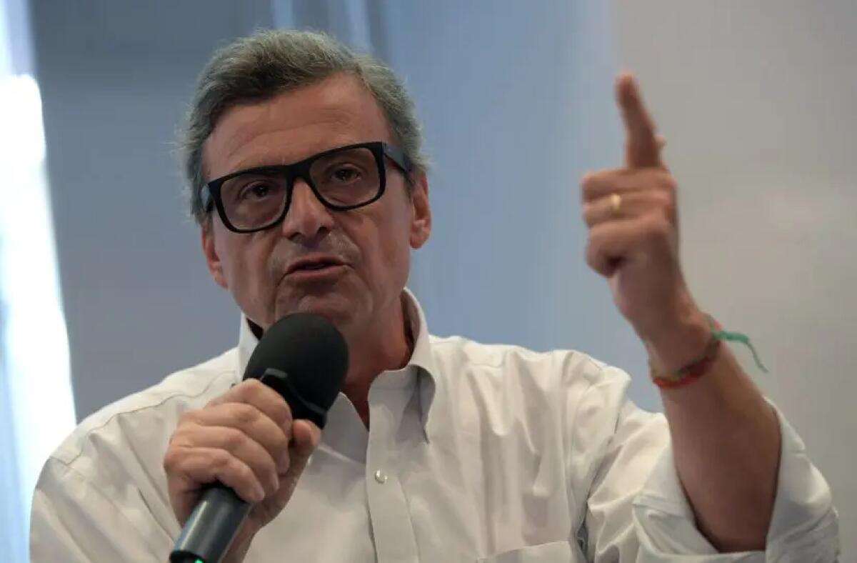 Immigrazione, Calenda “Da Meloni molta retorica” - 