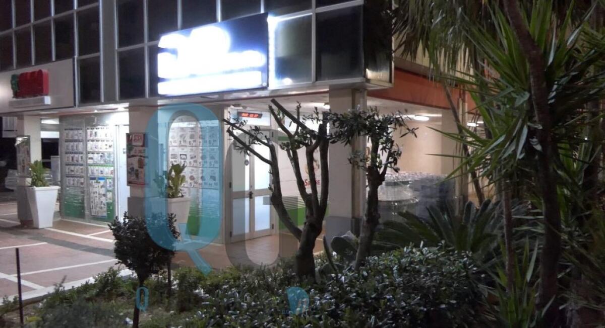 Rapina a Di Pietro, abbreviato per i due imputati: sono stati disposti i domiciliari - Il supermercato a Macchitella