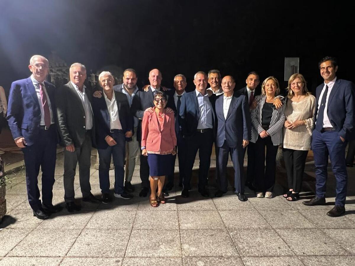 Forza Italia, una delegazione siciliana guidata da Schifani al Berlusconi Day di Paestum - 