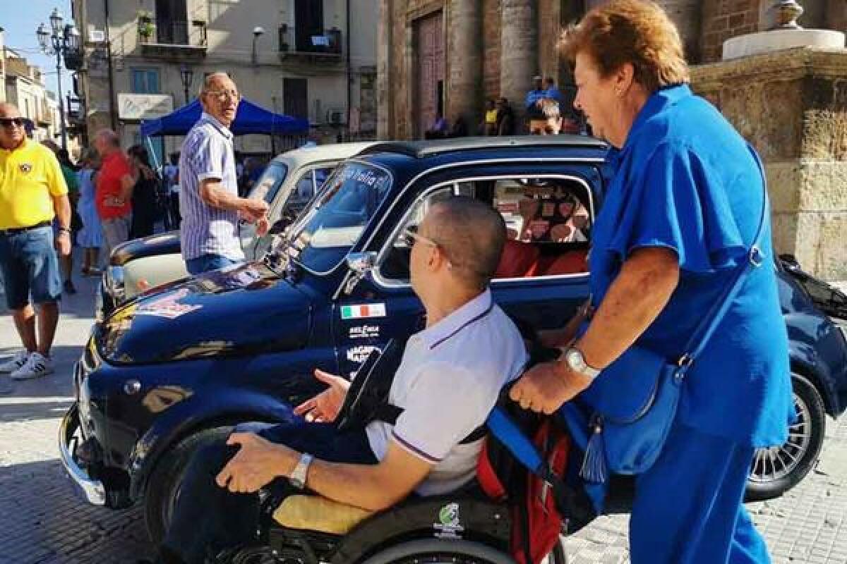 In 115 a partecipare al raduno di auto d'epoca al Kartodromo - 