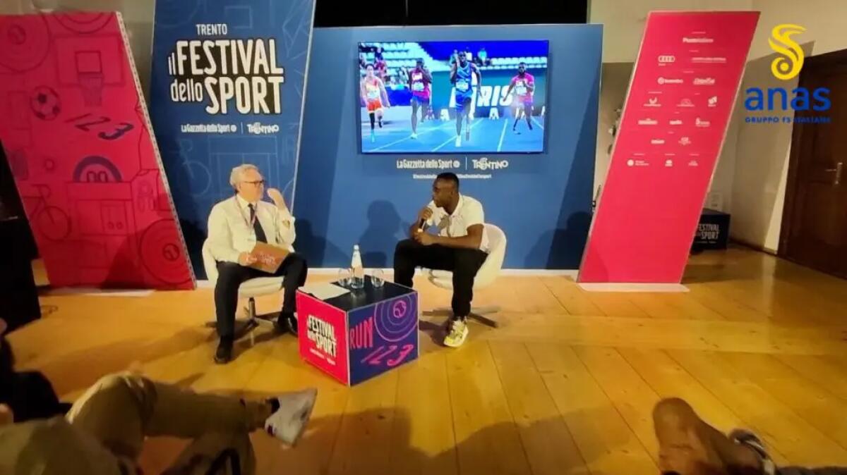 Anas, l’appello di Maxcel Amo Manu “Non guidate guardando il cellulare” - 