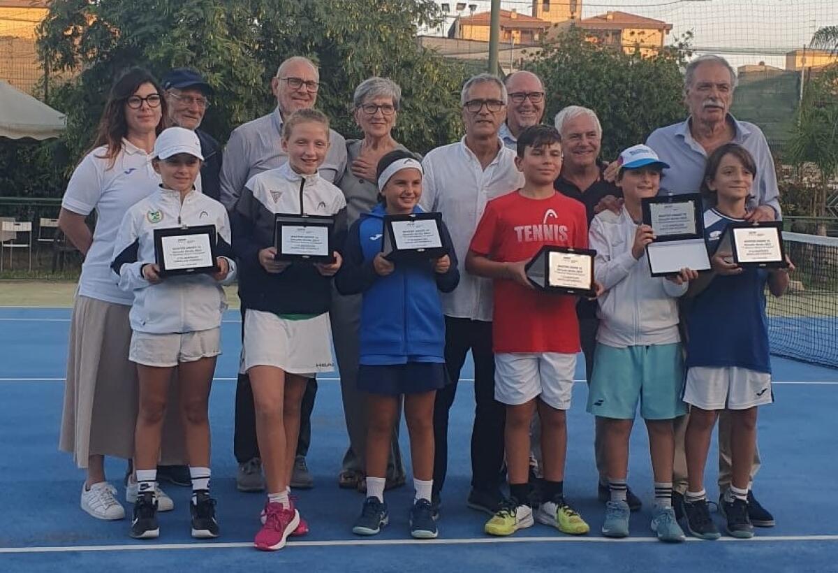 Spettacolo con le migliori promesse del tennis siciliano ai campi Eni  Group - 