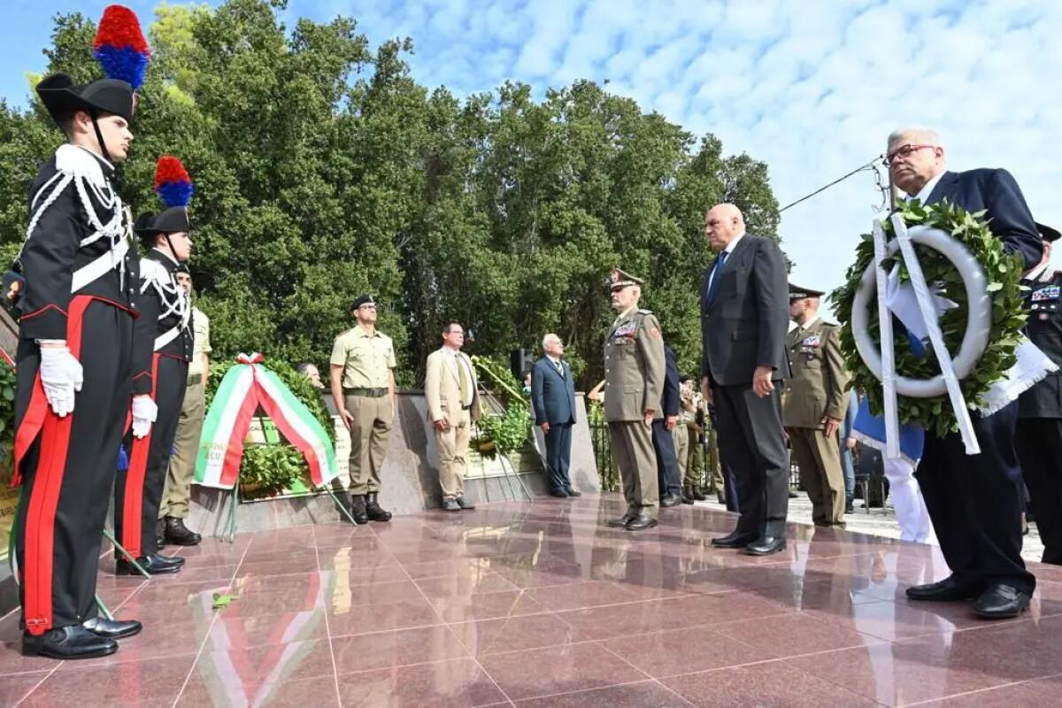 Eccidio di Cefalonia, omaggio di Crosetto ai militari italiani uccisi -