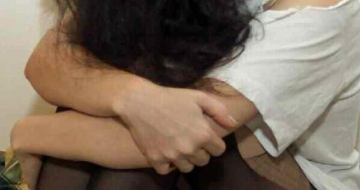 Maltrattamenti in famiglia, arrestato giovane: era già ai domiciliari -