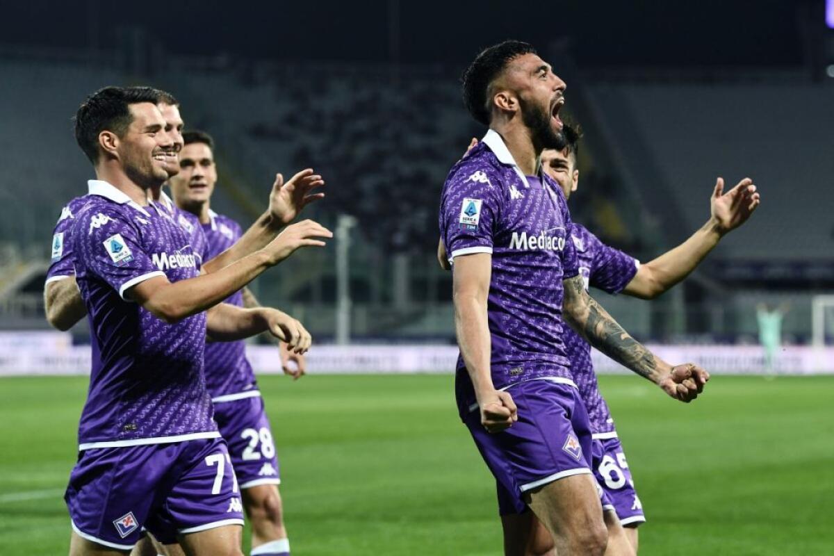 Successo viola nel posticipo, Cagliari sconfitto 3-0 -
