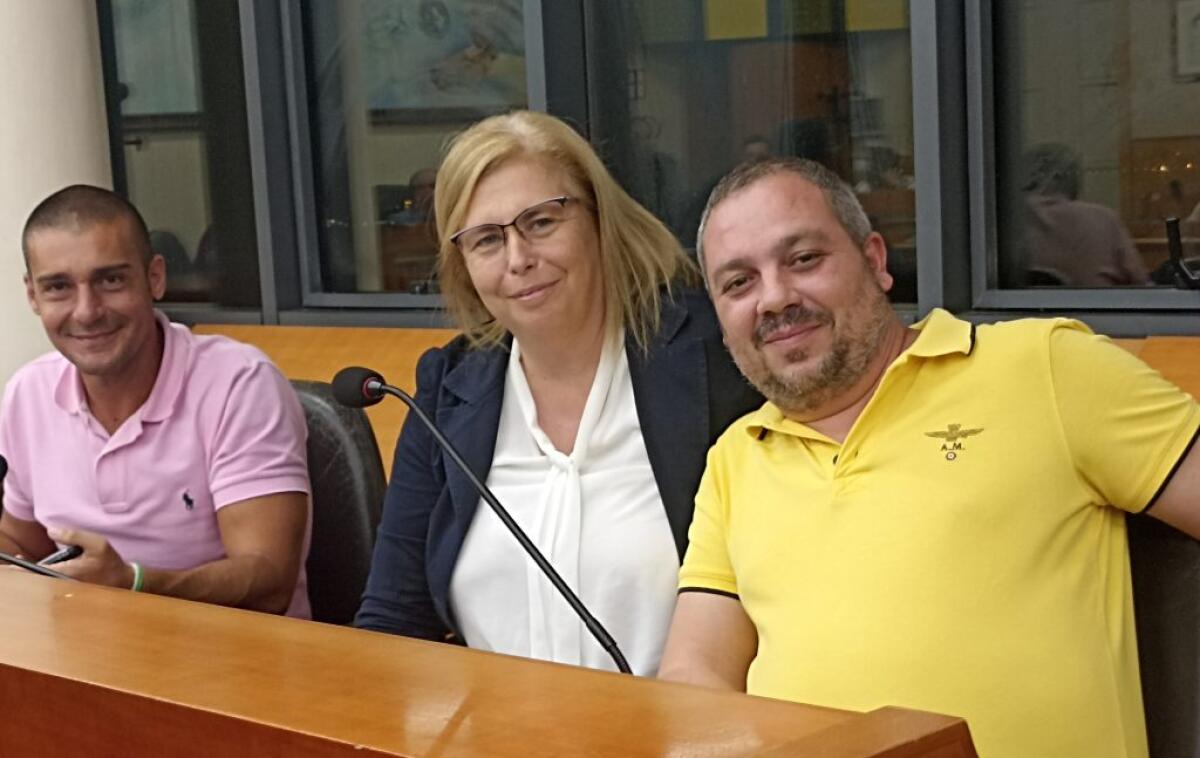 Ato rifiuti, Mpa: "Richiesta assemblea illegittima, critiche a Greco fuori luogo" - I consiglieri Mpa Iaglietti, Caci e Guastella