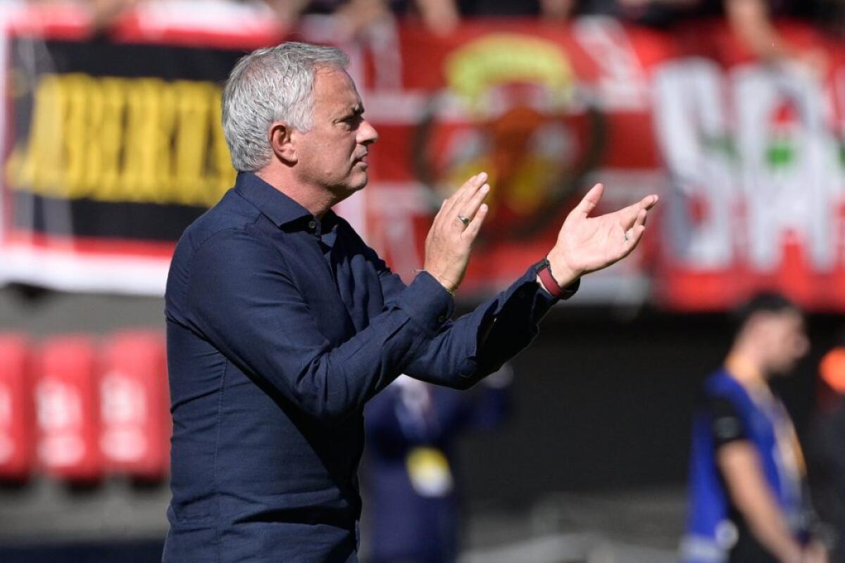Mourinho “Slavia Praga forte, Roma pronta e in fiducia” -