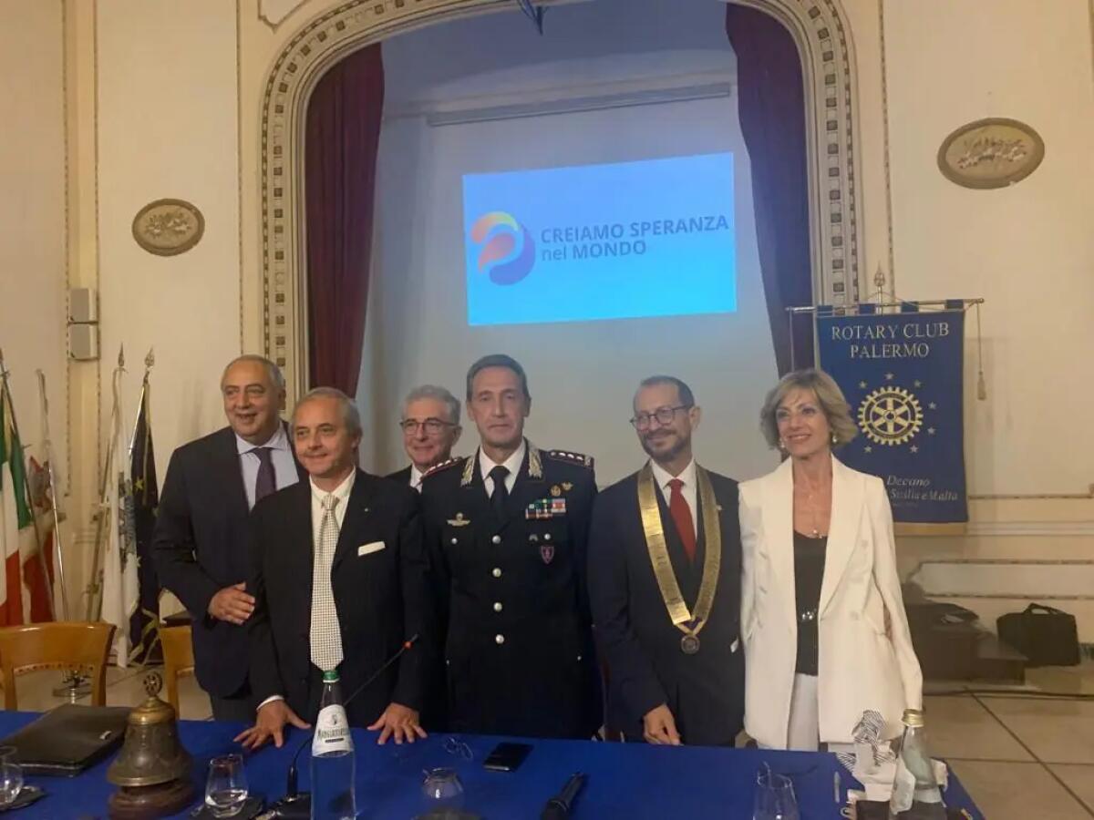 Conferenza del generale Riccardo Galletta al Rotary Club Palermo - 