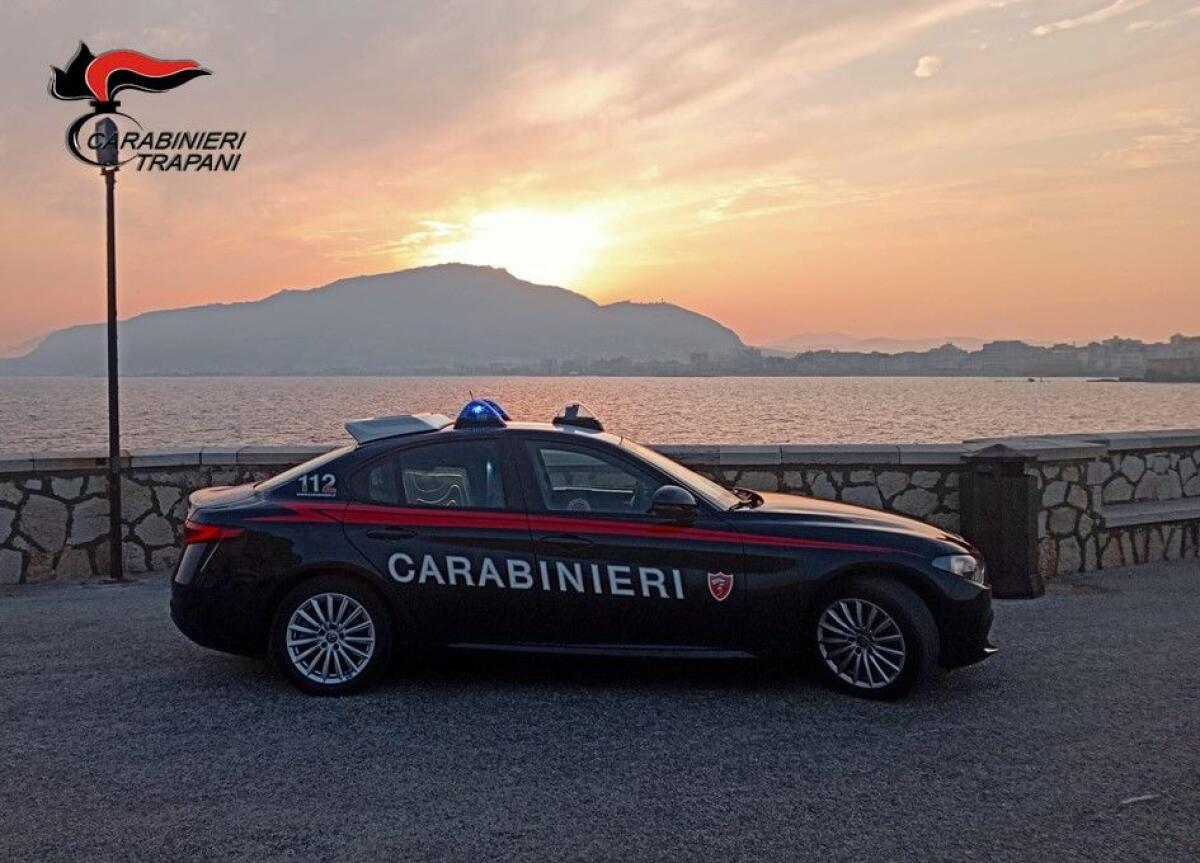 All’alt dei Carabinieri butta dal finestrino 1 kg di cocaina, arrestato - 