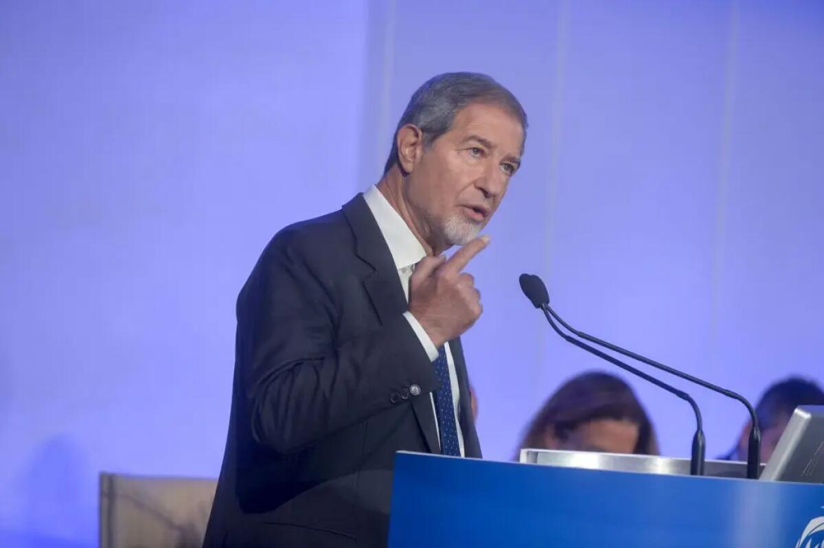 Campi Flegrei, Musumeci “Allerta può salire a livello arancione” - 