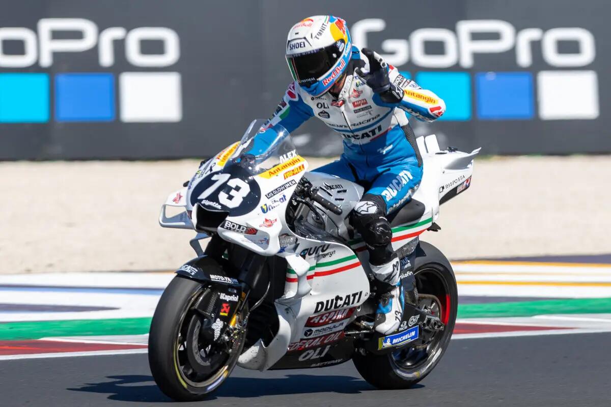 Alex Marquez vince la Sprint Race, Martin e Bagnaia sul podio - 