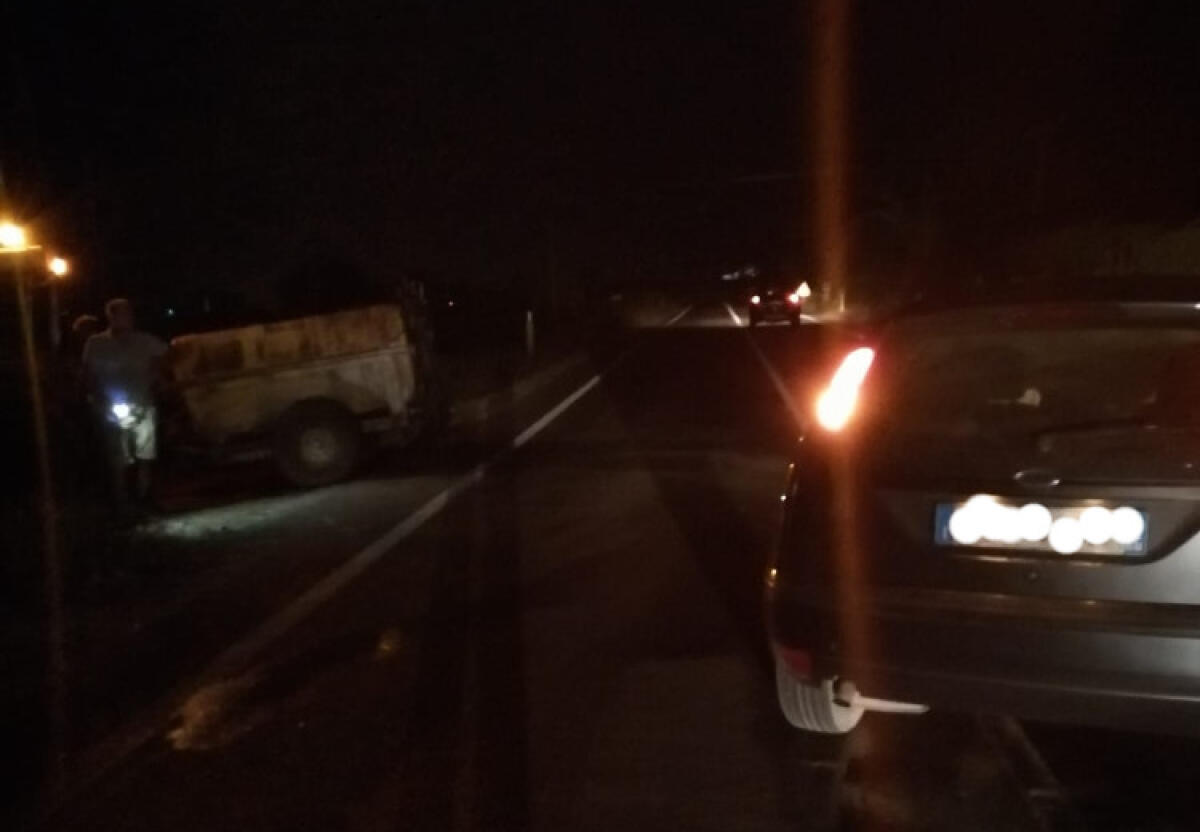 Incidente sulla Gela-Licata, mezzo pesante si ribalta: coinvolta anche un'auto in transito - 