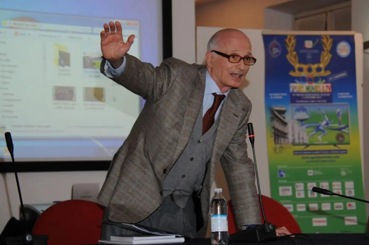 Addio a Franco Zuccalà, icona del giornalismo sportivo - 