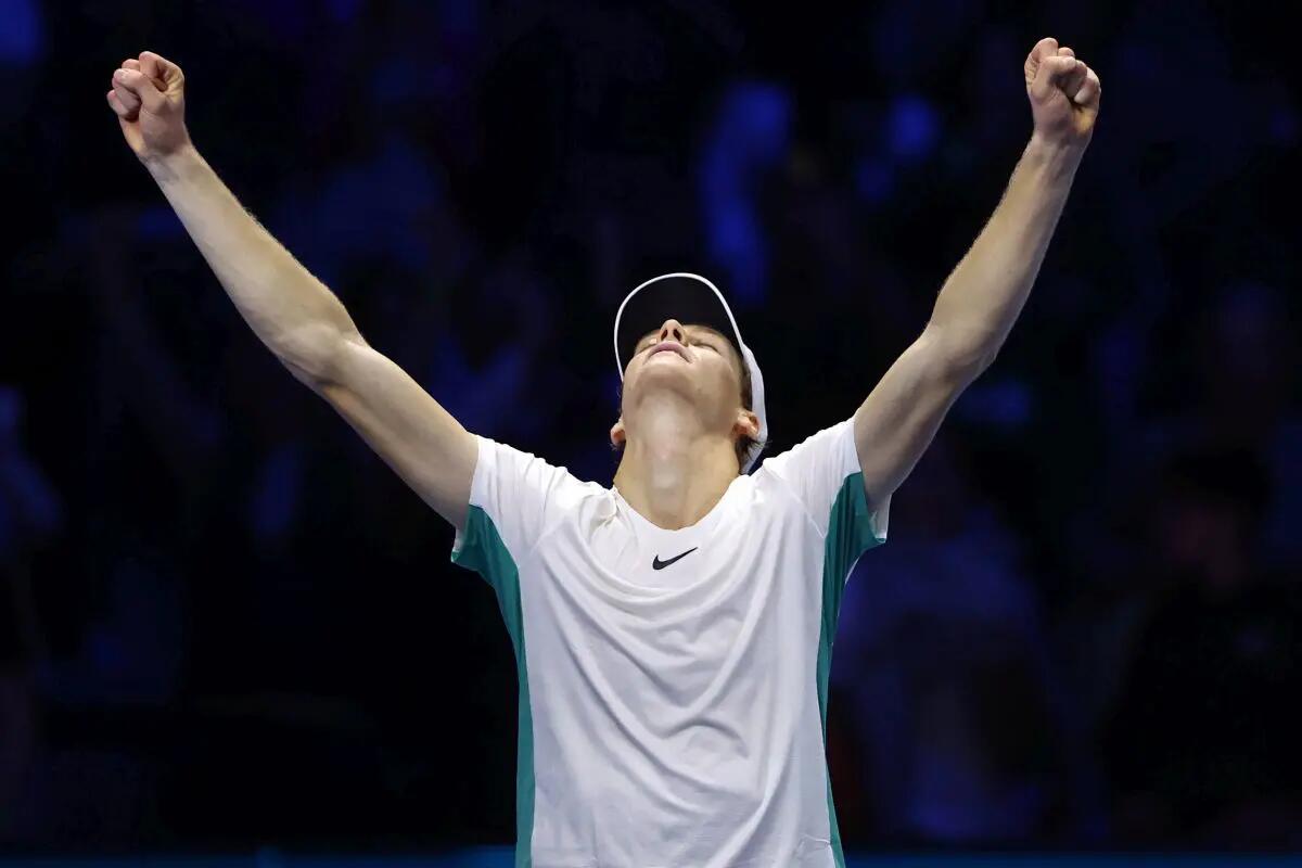 Continua il sogno alle Atp Finals, Sinner vola in finale - 