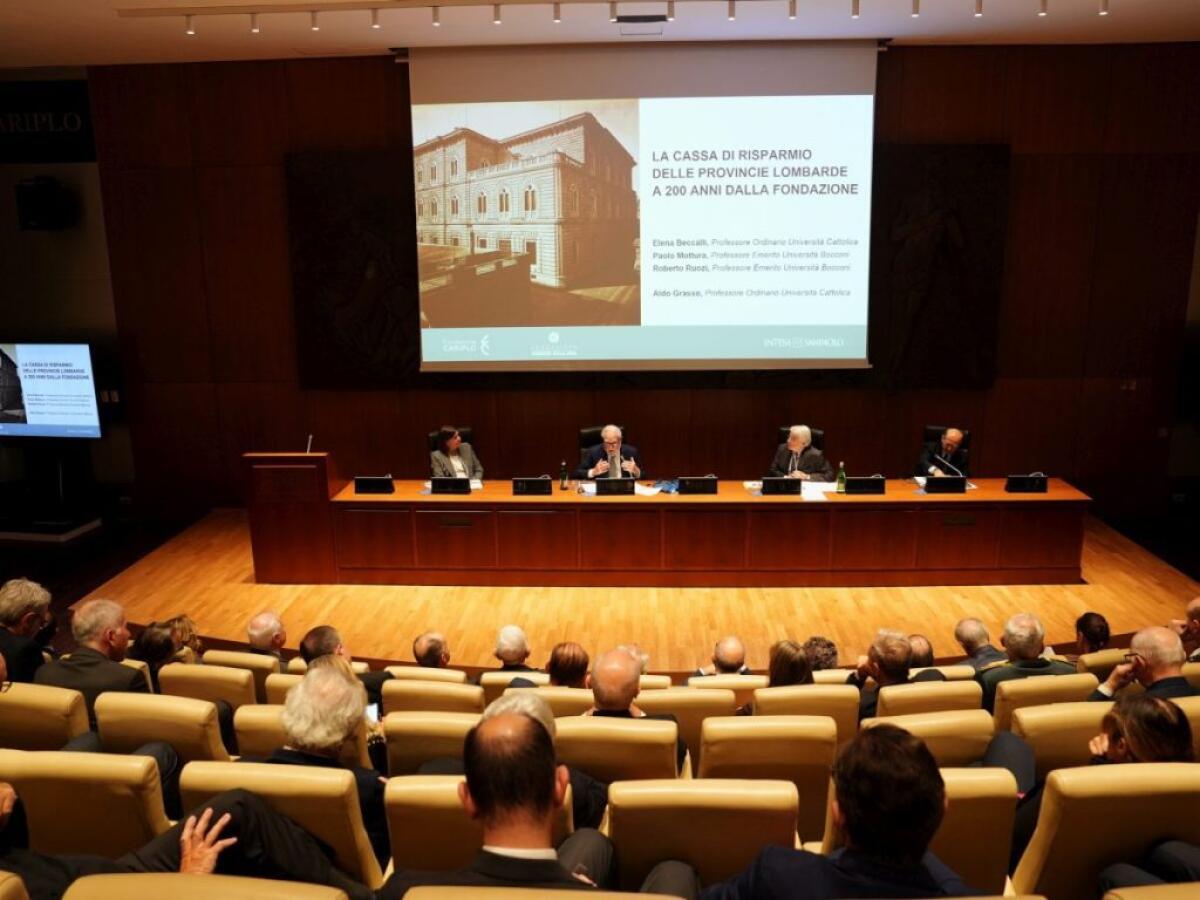 Intesa Sanpaolo e Fondazione Cariplo celebrano 200 anni Cassa Risparmio - 