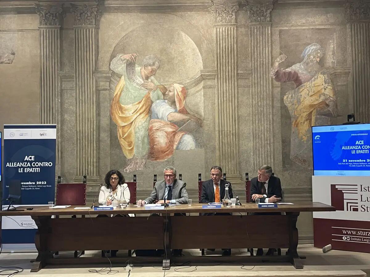 Epatite C, lo screening rileva 10.000 infezioni. Proseguire su anziani - 