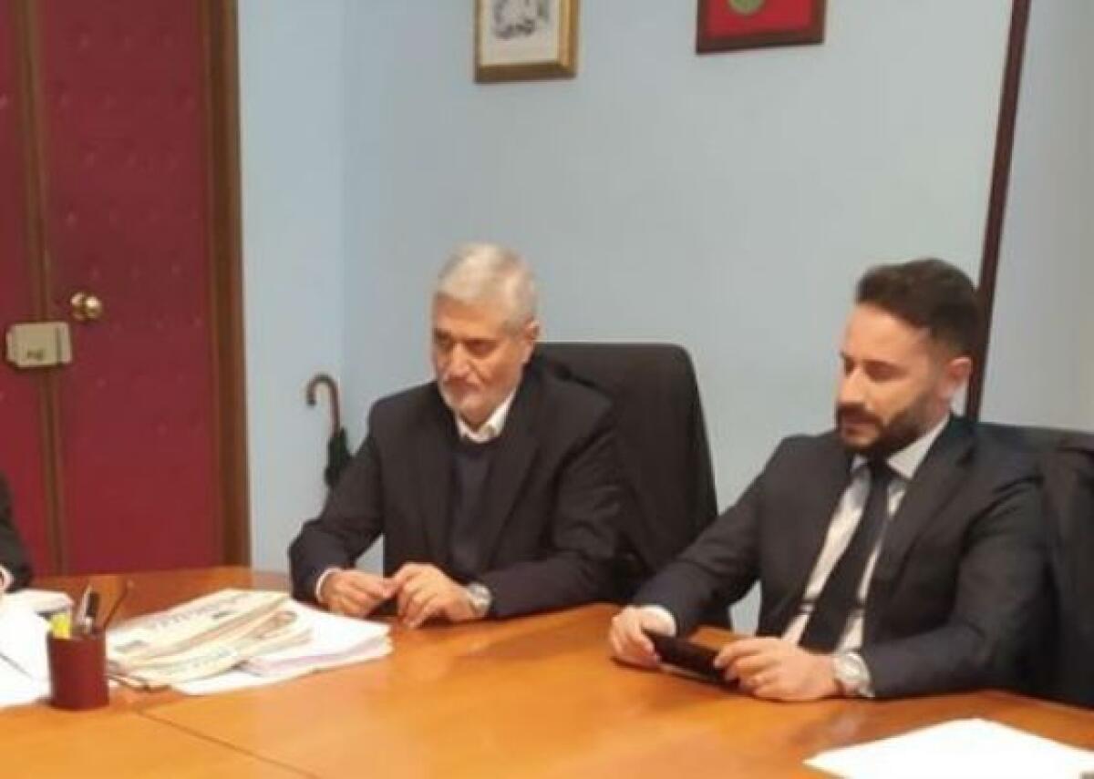 Dialogo Pd-M5s può consolidarsi, difficili vere aperture dal tavolo centrista: "cantieri" ancora aperti - Il commissario Pd Giuseppe Arancio e il coordinatore regionale M5s Nuccio Di Paola