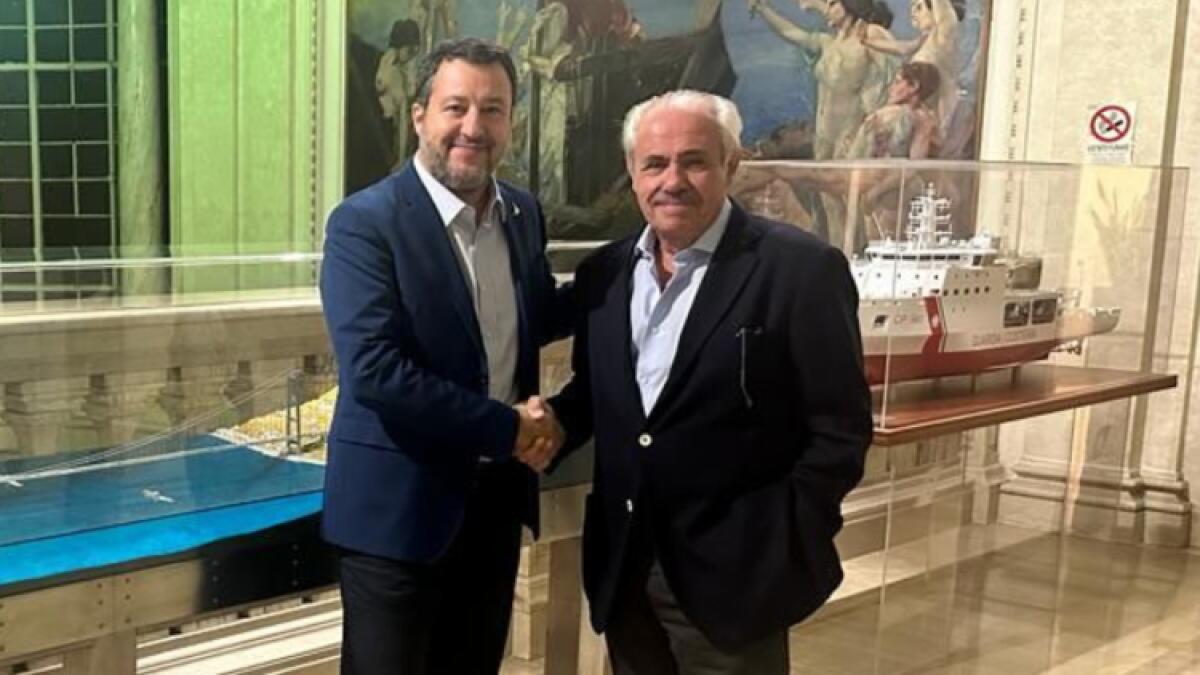 L'intesa Lega-Mpa, salviniani e autonomisti insieme: politica e autonomia differenziata - Il ministro leghista Salvini e il leader Mpa Lombardo