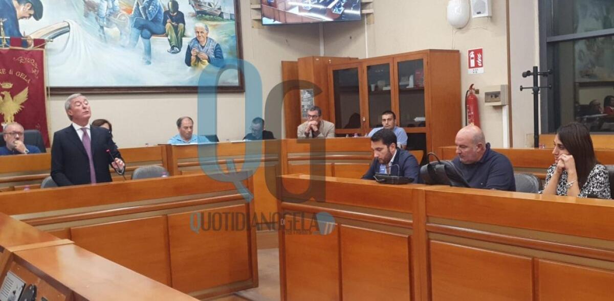 "Mi sento tradito dai Giuda diventanti voltagabbana e dal dirigente", Greco: "Criticità dal 2015" - 