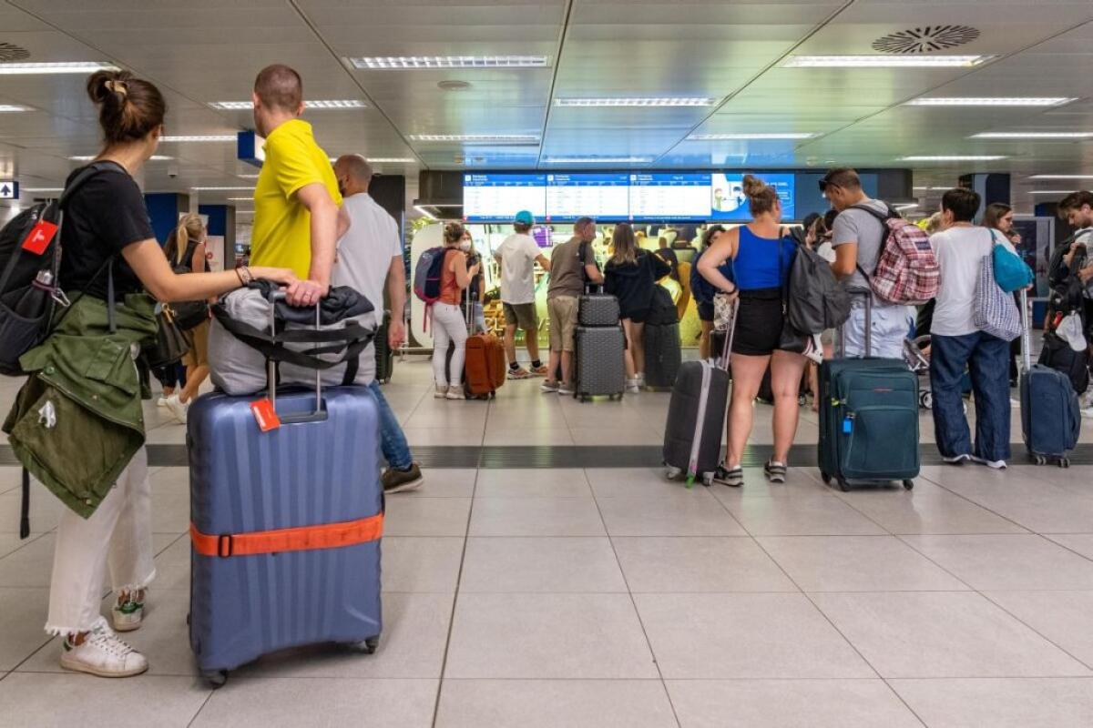 Aeroporti, a Catania +17% di passeggeri rispetto al 2022 - 