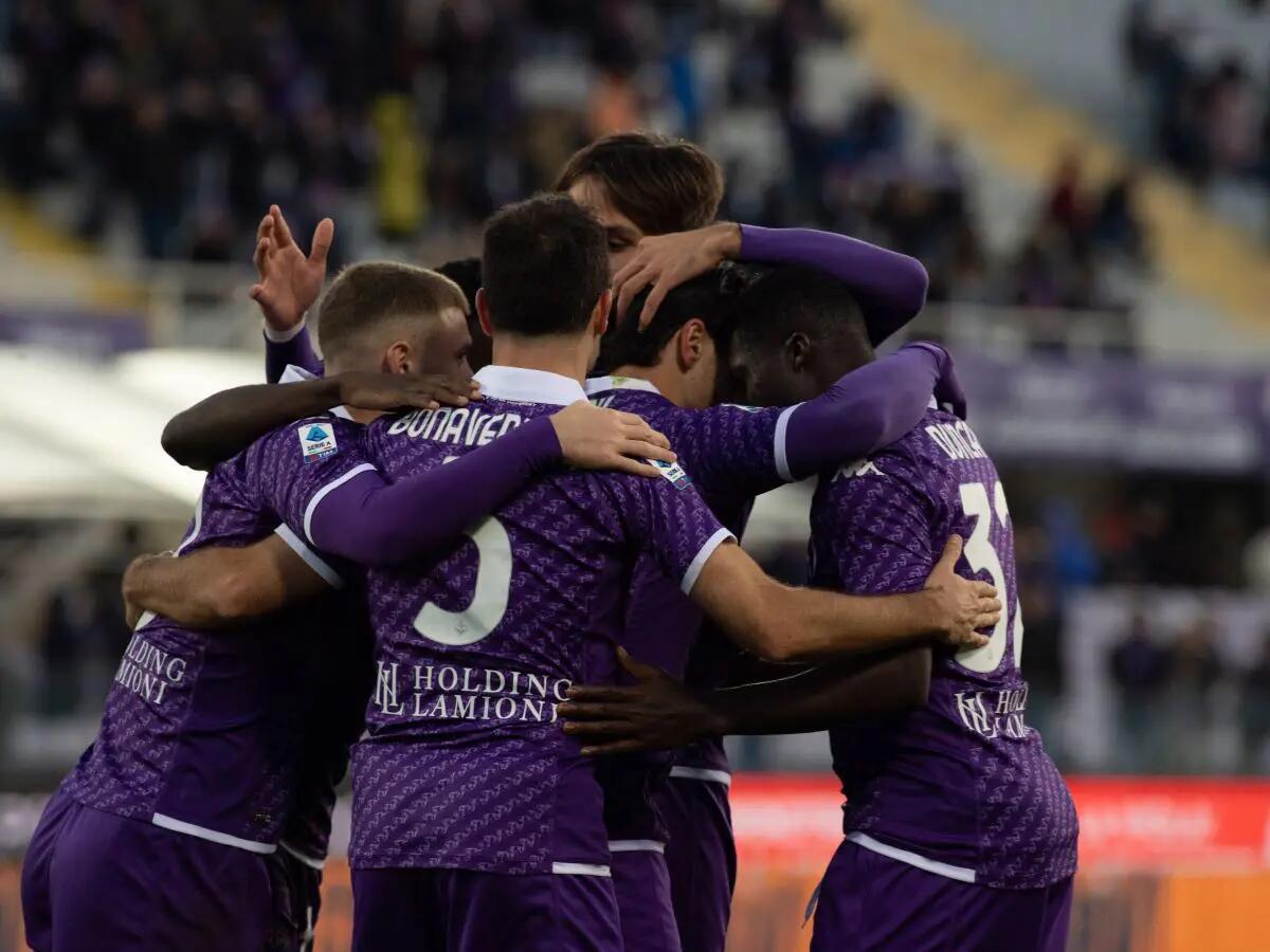 La Fiorentina cala il tris, Salernitana nei guai - 